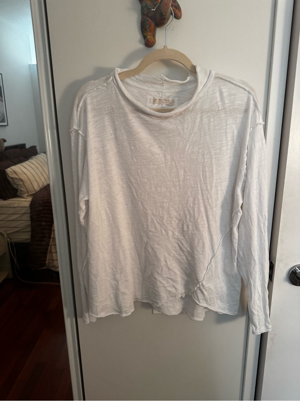 FREE PEOPLE / WE THE FREE Lightweight White Long Sleeve Reverse Weave Tee